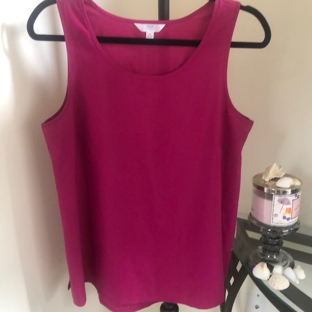 NWOT 🌷Sleeveless Scoop Neck Pink Time & Tru Blouse